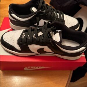 Nike Pandas Men's Black and White Sneakers